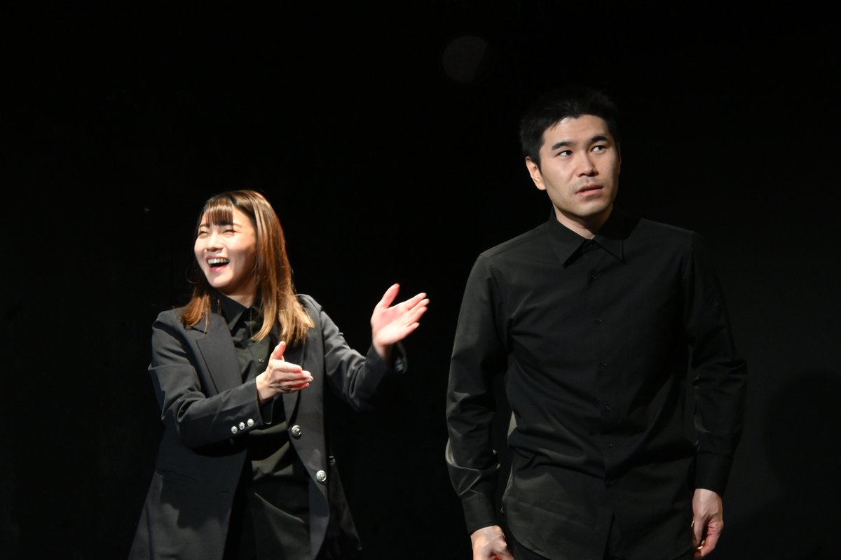 「よってたかって気後れ4」初日が無事に終了いたしました！
そして本日ライブ最終日！
11:30回・16:00回ともに当日券ございます！
飛び込み歓迎！お待ちしております！

12月22（日）11:30/16:00
上演時間105分
ステージプラス
当日券3,500円
note.com/plan_c/n/n2bca…

撮影：佐倉夕映

#よったか4