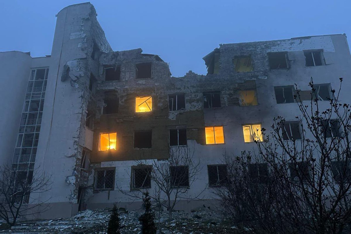 DrewPavlou's tweet photo. The Russians attacked a cancer treatment center with glide bombs in Kherson Ukraine two days ago and you didn’t care https://t.co/cJF7tjSYvk