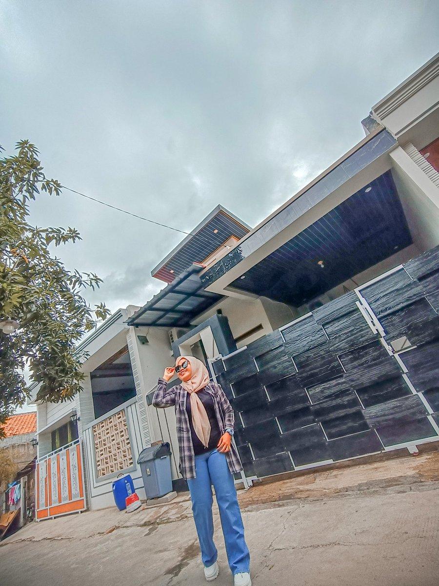 Statusku sebagai seorang ibu tidak akan mengubah gaya gadisku 😉

#ibumuda