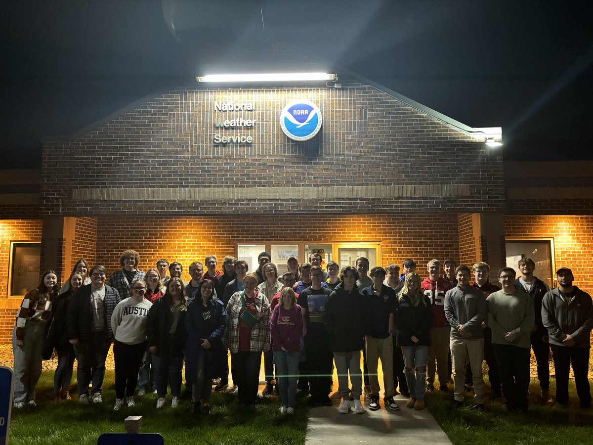 BullssEyeFan_'s tweet photo. Our November AMS Meeting was held on Tuesday, November 19th and we voted on several photos/videos of the month! The winners are…

Weather Photo: Adler Hanson (@adler_hanson) 🌅

Club Photo (taken at NWS Omaha): Adriane Stamer-Fuentes (@adrianestamerwx)

Video: Ethan Nuebel 🎳 https://t.co/egAWCYINzM