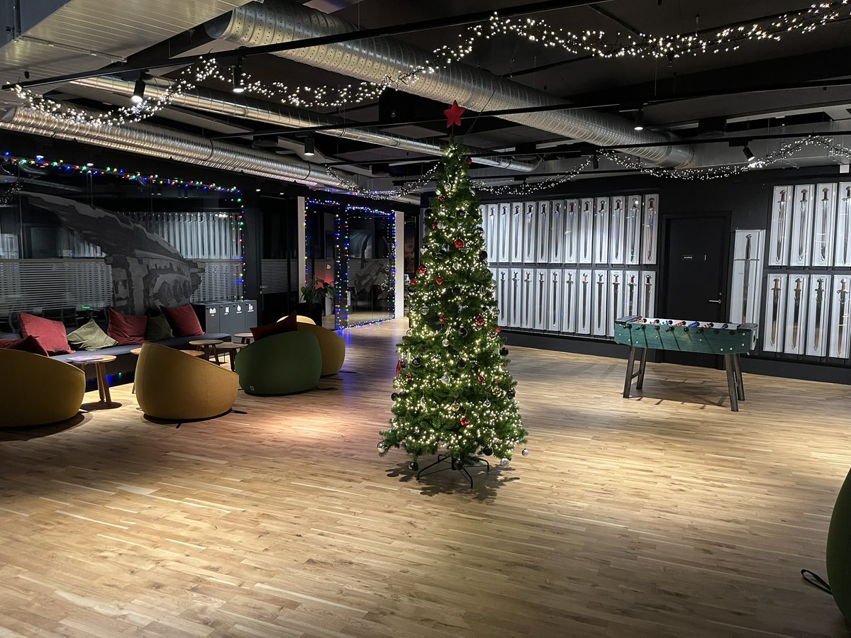 At CCP Games, reaching a 10-year anniversary is no ordinary milestone—it's a legendary one. Employees who hit this achievement are gifted a genuine Viking sword which most choose to display on the iconic Wall of Swords at our #Gróska HQ, Reykjavík ⚔️

#CCPlife #HappyHolidays 🎄💙