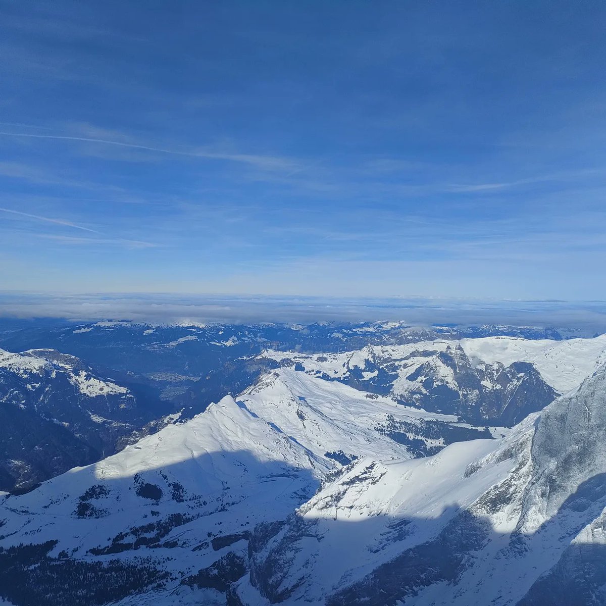 CfloDev's tweet photo. @wargonm Si vous passez pas loin du Jungfrau, je vous conseille aussi ! https://t.co/OlzP2saSak