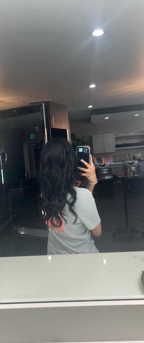 miahellfire's tweet image. 