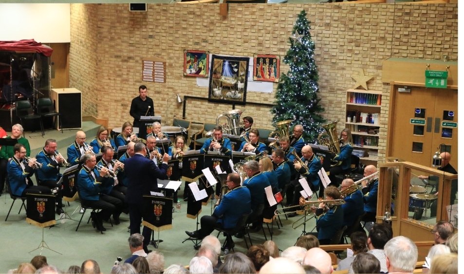 audgill's tweet photo. The joys of brass banding in the run up to Christmas. Busy fundraising to help towards costs of adding roof to our bandroom. More pics from 14 - 21 December engagements. Nearly done before our festive break ❄🎺🎄 https://t.co/vJb0SroDXG