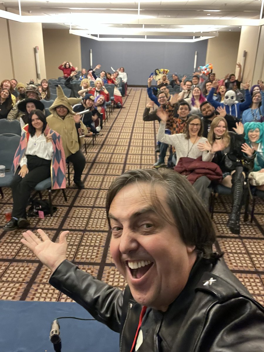 GrigLager's tweet photo. Amazing #fnaf panel at #conaltdelete today!! https://t.co/pT641CMsXw