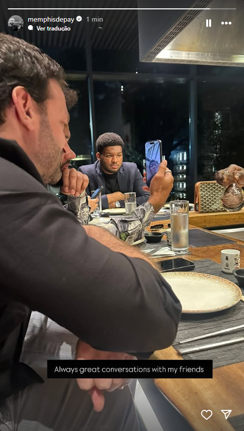 presidatv's tweet photo. 🚨 Memphis Depay posta stories com Pedro Silveira em uma chamada de vídeo com Paul Pogba. https://t.co/EfqrvcF7If
