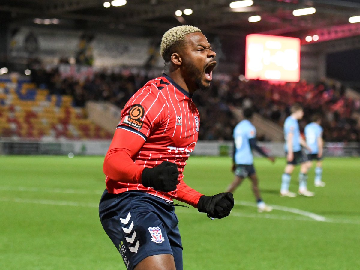 Dipo_Akinyemi's tweet photo. 🥱🤏🏾
#ycfc 🔵🔴🔵🔴 https://t.co/6PcDOAZ0Rk