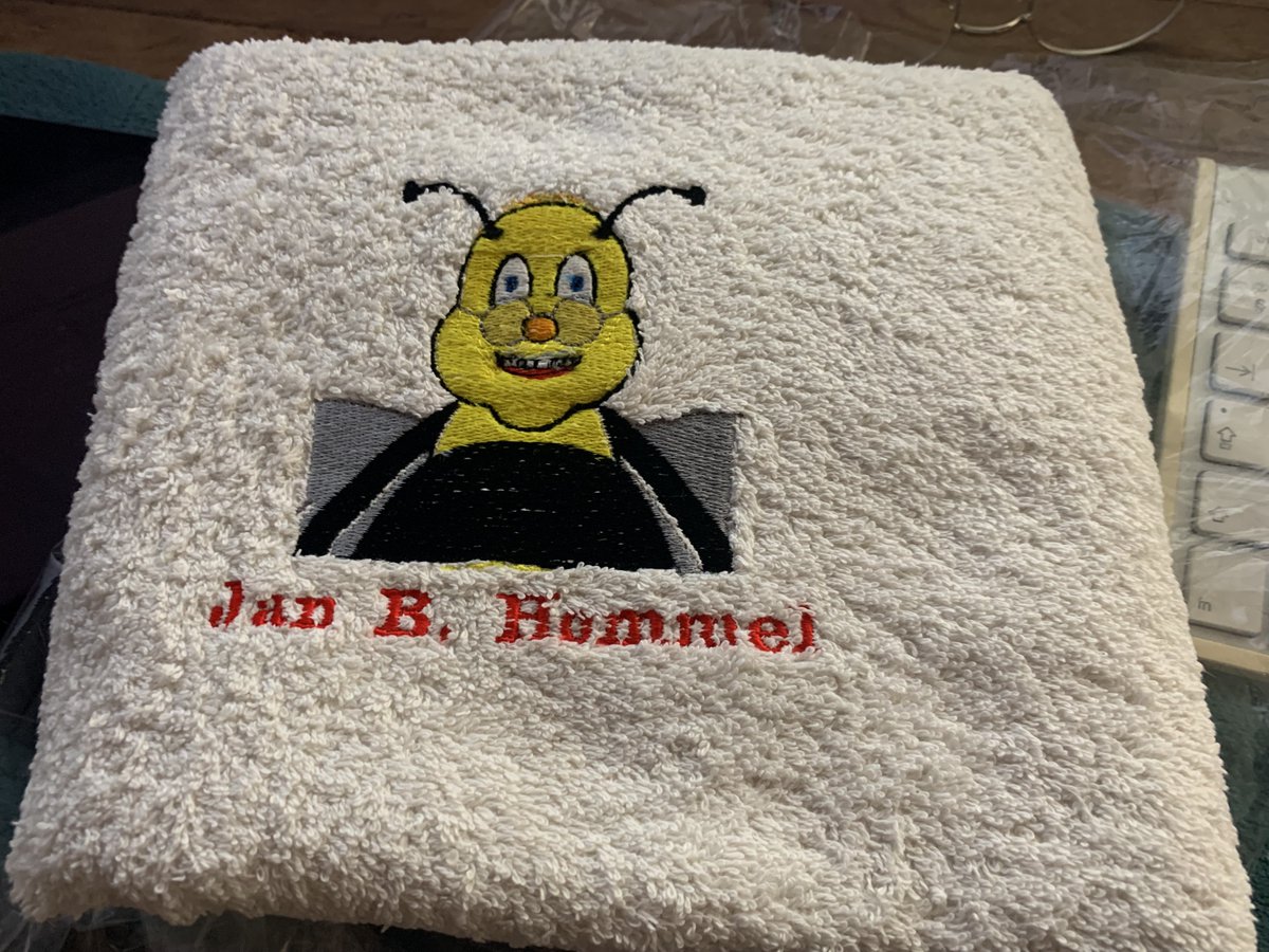 Jan B. Hommel tweet media
