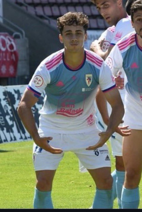 …..debalaidos tweet media