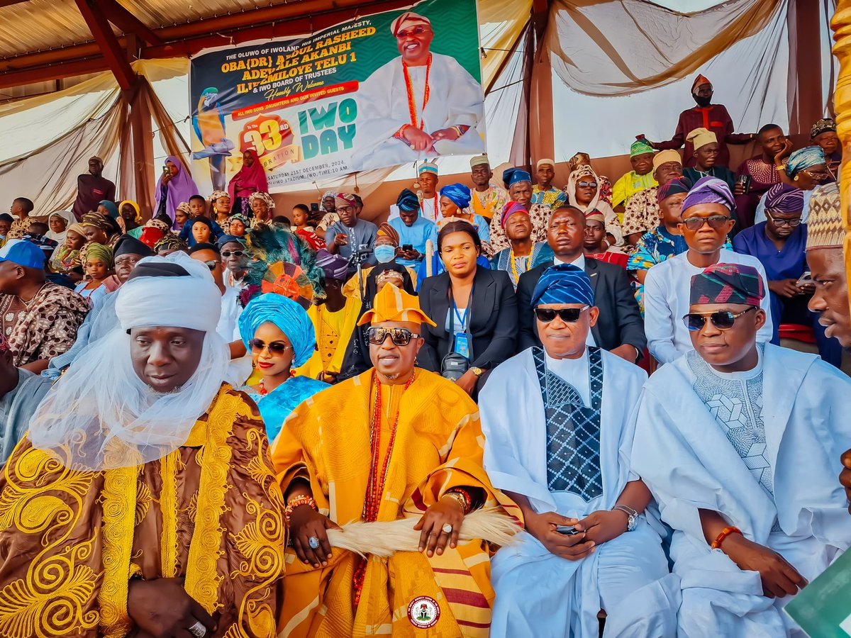 Osun_State_Gov's tweet photo. NEWS RELEASE 

IWO DAY 2024: GOVERNOR ADELEKE ROLLS OUT DEVELOPMENT AGENDA FOR IWO 

• REAFFIRMS OLUWO AS PRESIDENT, IWO COUNCIL OF TRADITIONAL RULERS

IWO- 21/12/2024- https://t.co/DY9FlKae9Q

Osun State Governor, Senator Ademola Adeleke has listed the projects his administration intends to embark upon in Iwo as part of the development agenda for the state.

The Governor noted that his administration has approved a dual carriage way for Iwo, which is the dualisation of Adeeke -Odori road to be done in two phases, while the first phase will run from Odoori to the Post Office with a branching to the front of the palace from the Roundabout, the second phase will run from the Post Office to Adeeke junction.

He noted further that, in the second phase of his administration intervention in the health Sector, the Iwo General Hospital will be rehabilitated adding that the rehabilitation of Iwo Water Works is currently ongoing.