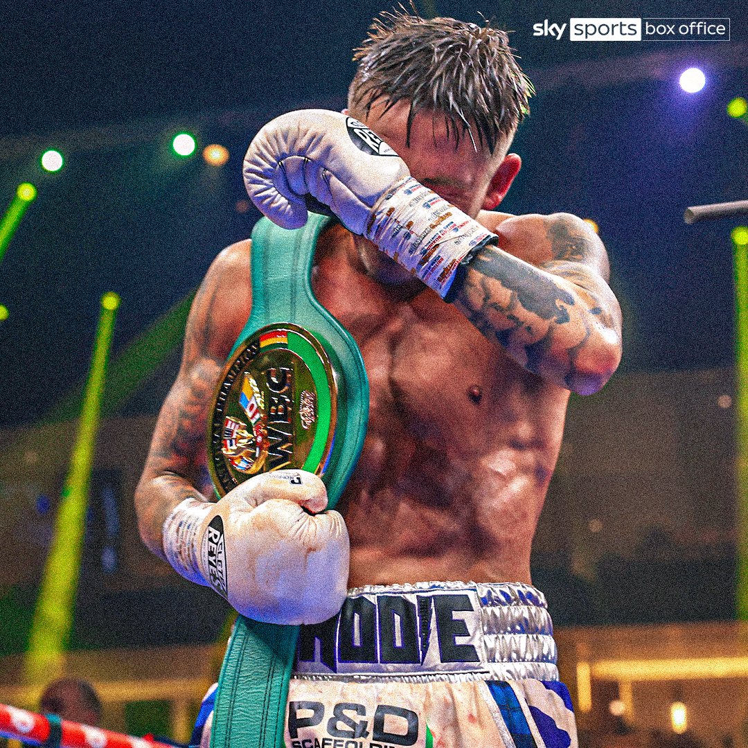 SkySportsBoxing's tweet image. That winning feeling 😤 👑

#UsykFury2 x #RiyadhSeason | Tonight | Live on Sky Sports Box Office