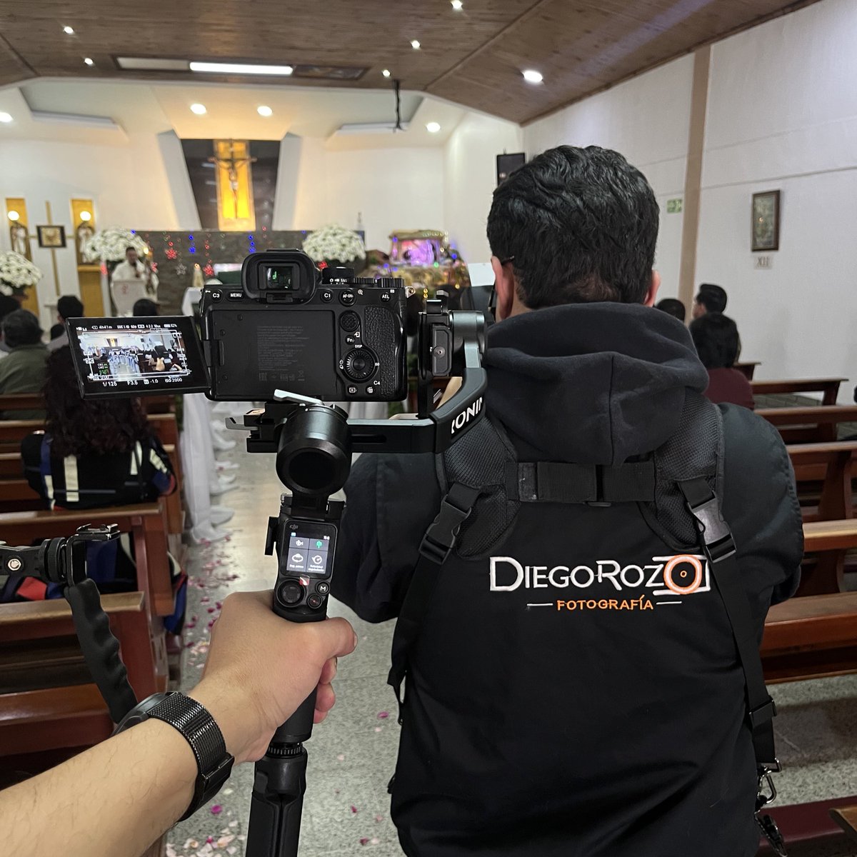 mrkekoo's tweet photo. Trabajoso como el 🧸
#fotofrafia #wedding #fotografo #fotografoprofesional#bride https://t.co/OAbrjD9HUA