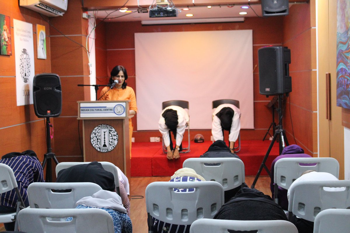 iccr_maldives's tweet image. Healing Through Togetherness! 🇮🇳🤝🇲🇻

The ICC, @HCIMaldives hosted a De-stressing Workshop for #IGMH patients, focusing on self-care, breathwork &amp;amp; laughter therapy. 

Another step towards holistic well-being and stronger India-Maldives ties.

#IndiaMaldives #CommunityCare