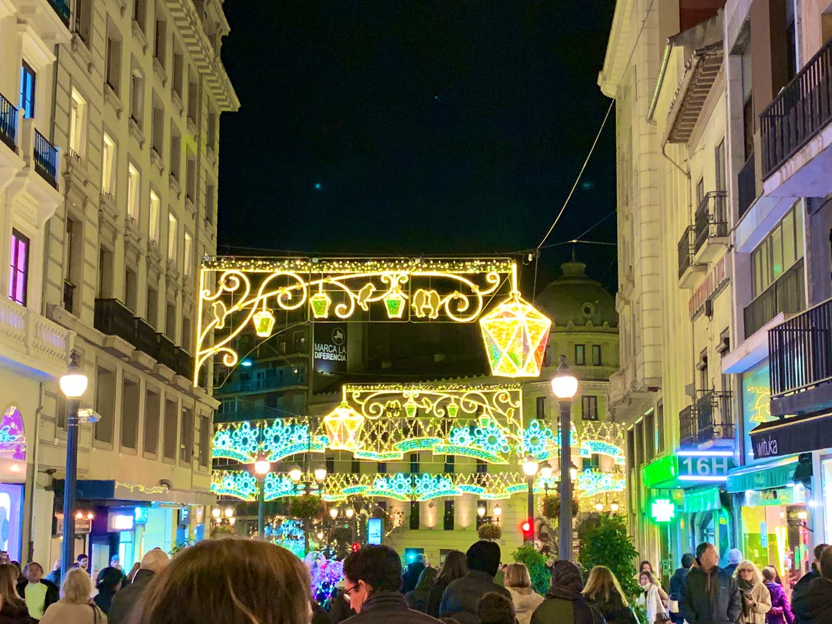 Granada_Meteo's tweet photo. Navidad en #Granada https://t.co/ENggc18IKv