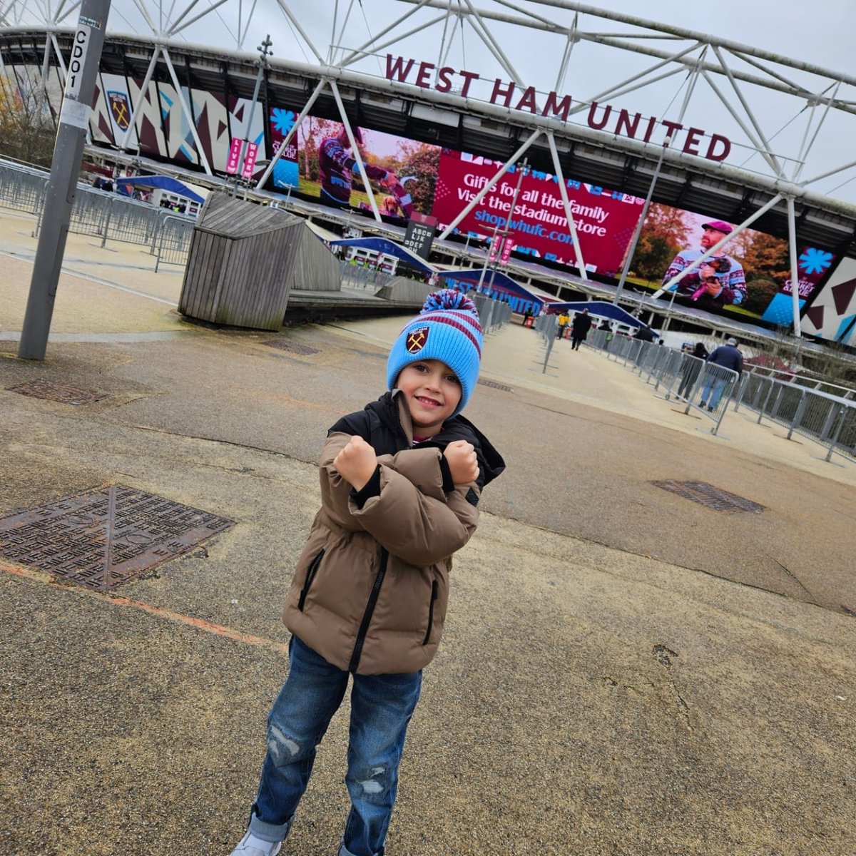 PhilPlmr's tweet photo. Little man's first @WestHam game. What a day. https://t.co/bUYxhHCgAY
