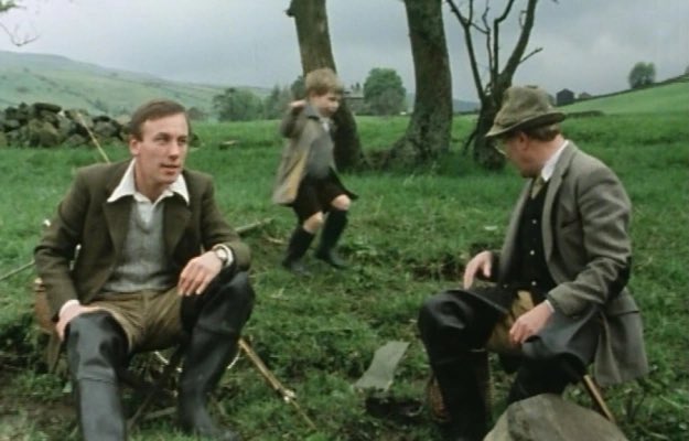 SaveRedlandLibr's tweet photo. 8:25pm TODAY on @BBCFOUR
 
From 1983, s3 Ep 15 of #Drama📺 “All Creatures Great and Small” directed by #TerenceDudley &amp; written by #BrianFinch

Based on the books of Alf Wight (using the pen name #JamesHerriot)

🌟#ChristopherTimothy #RobertHardy #PeterDavison
#CarolDrinkwater https://t.co/BS8rFfoGYW