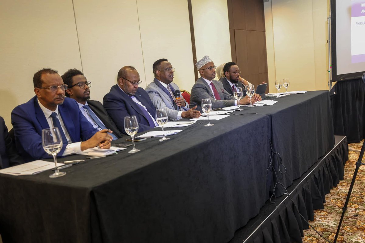 ICRICSomalia's tweet photo. π’ #London: Today, #ICRIC, @OC_Constitution , & @MojSomalia launched a Consultation Forum on proposed amendments to Chapters 5-9 of the #Somalia Constitution. #Somalia #ConstitutionalReviewprocess https://t.co/4PSnOMCoiV