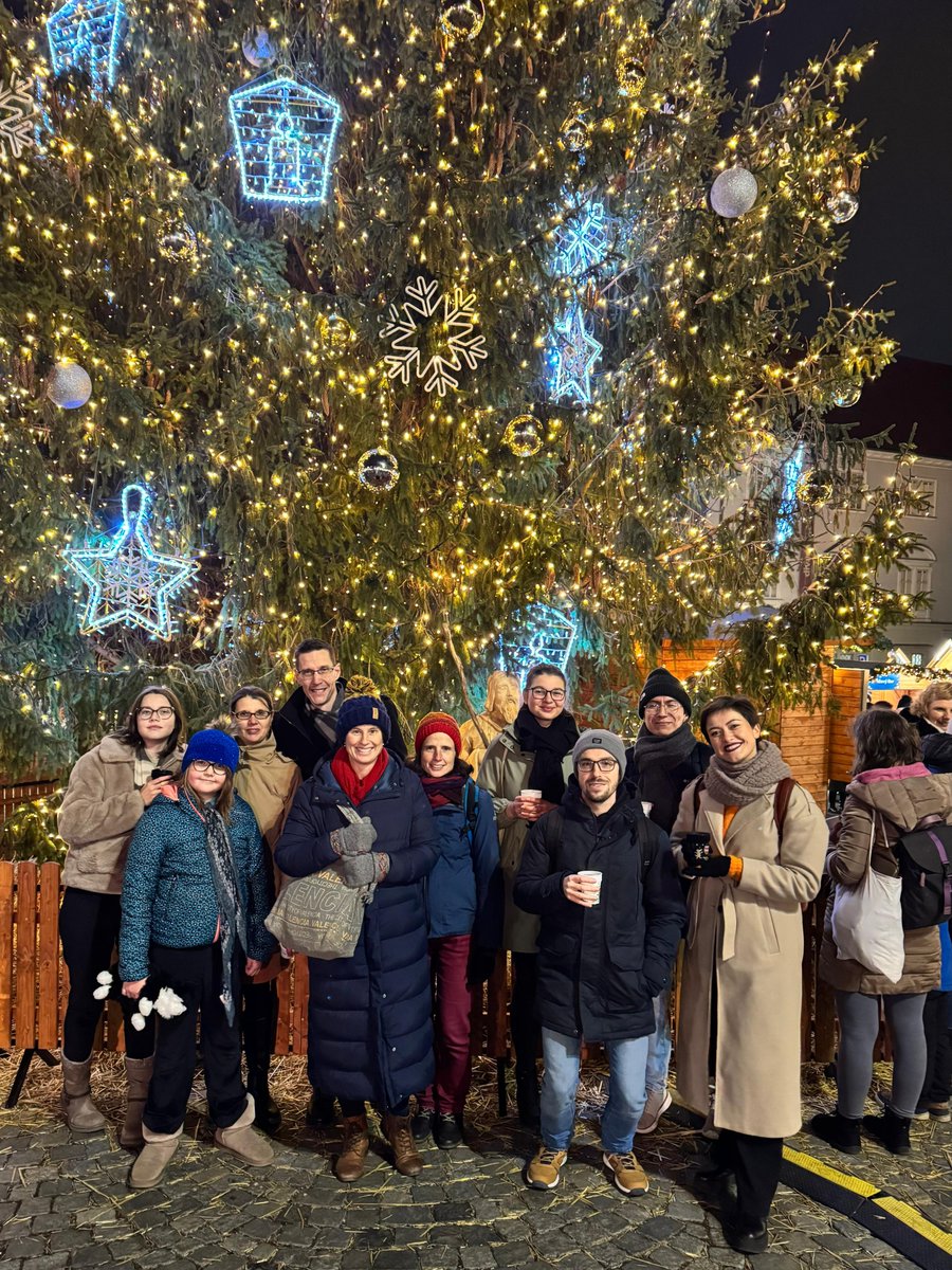 🎉✨ Happy Holidays and a Joyous New Year from the Cell Tissue Toxicology Group!✨🎉
We are grateful for the support and dedication of our team, partners, and collaborators!
Wishing you all a wonderful holiday season and a prosperous 2025, filled with groundbreaking research!🌟🔬
