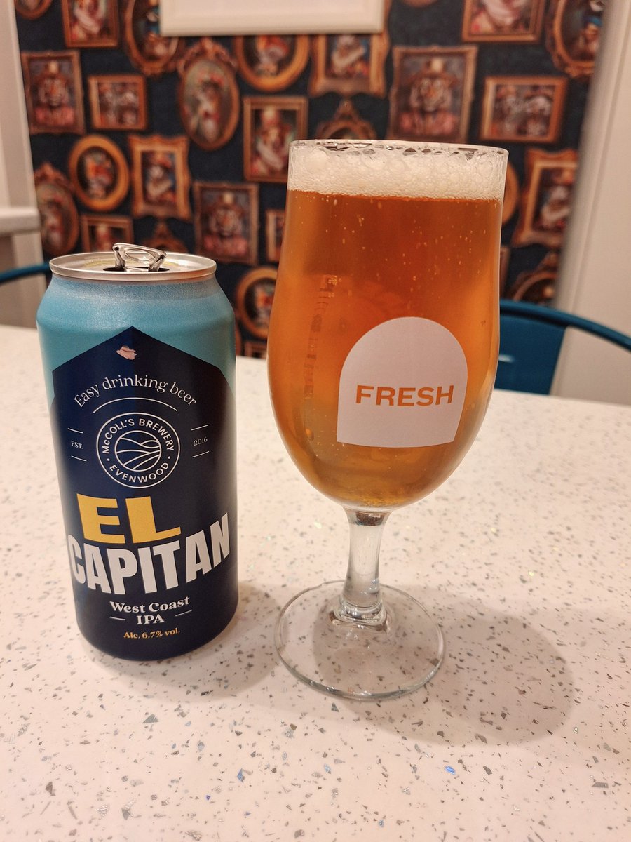 Hang it in the Louvre 😍
One of my most favourite drinks in the world. El Capitan is an epic beer <a href="/McCollsBrewery/">McColl's Brewery</a> #Saturdaybeers