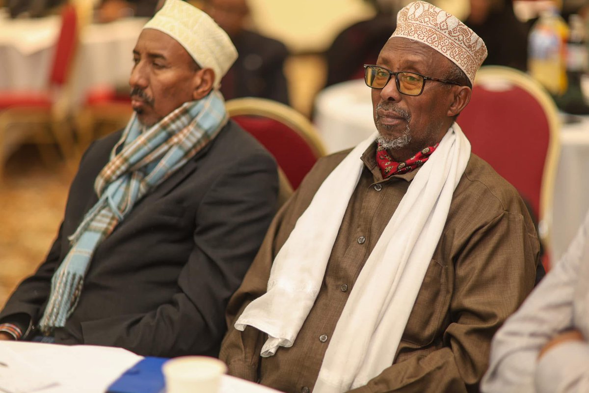 ICRICSomalia's tweet photo. During consultation sessions in #London, the Somali #diaspora appreciates the opportunity to participate in the constitutional review process for Chapters 5-9. Their active engagement and insightful questions enriched the #consultation. #ConstitutionalReviewprocess #ICRICSomalia https://t.co/WNtqQos1yn