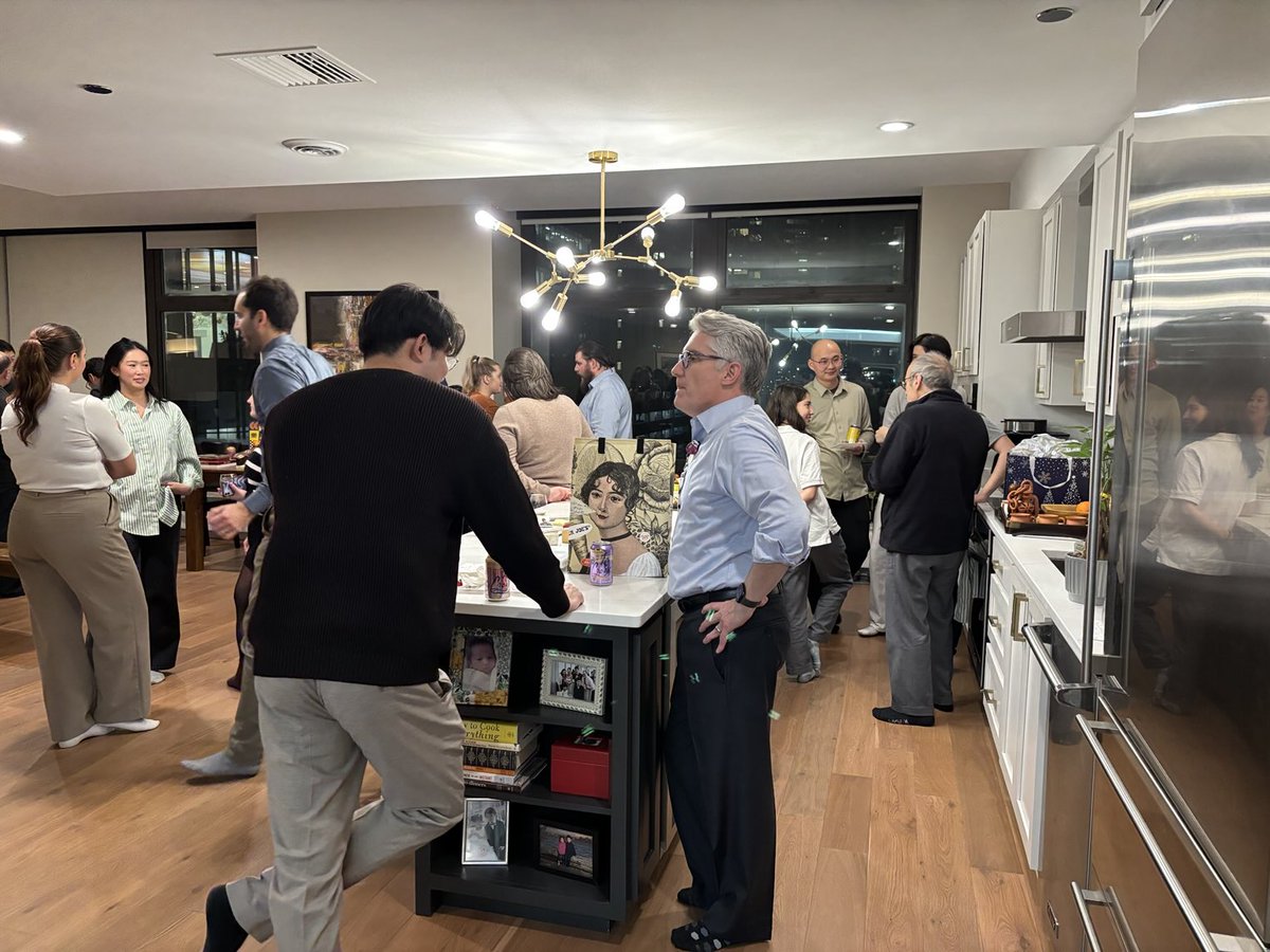 immunosarc's tweet image. Northwestern sarcoma holiday party 2024!!!!!!

Great  party for sarcoma research and clinical teams.

Thanks to Pablo Penaloza lab and Jenn Wu’s lab (we got r01’s with both in 2024)

Come work with us! My lab is hiring!!

Also we are hiring another sarcoma med onc!! Join us!!