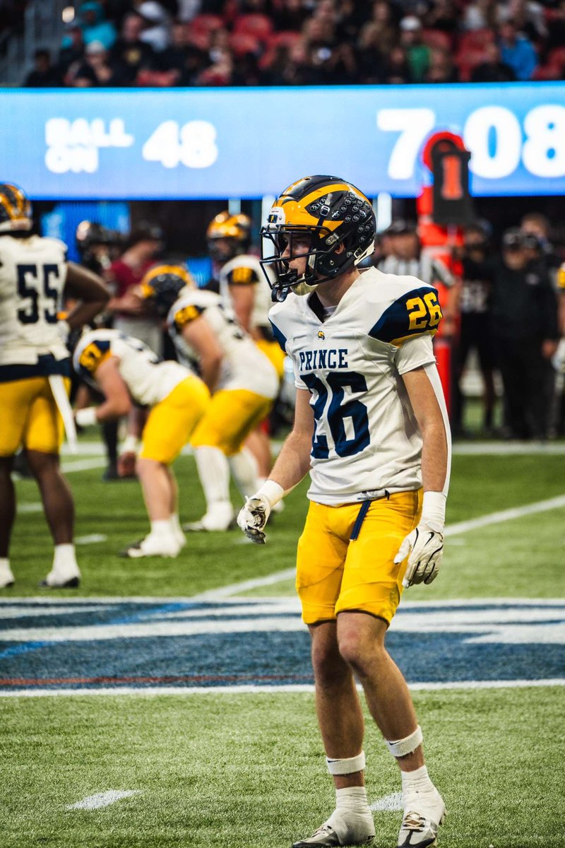 GideonGarland26's tweet photo. Came up short in the state championship 56-28 but no one I’d rather do it with. Going to state all four years of my varsity career is kinda insane but winning two state titles is even better! https://t.co/XspNfnCRYA