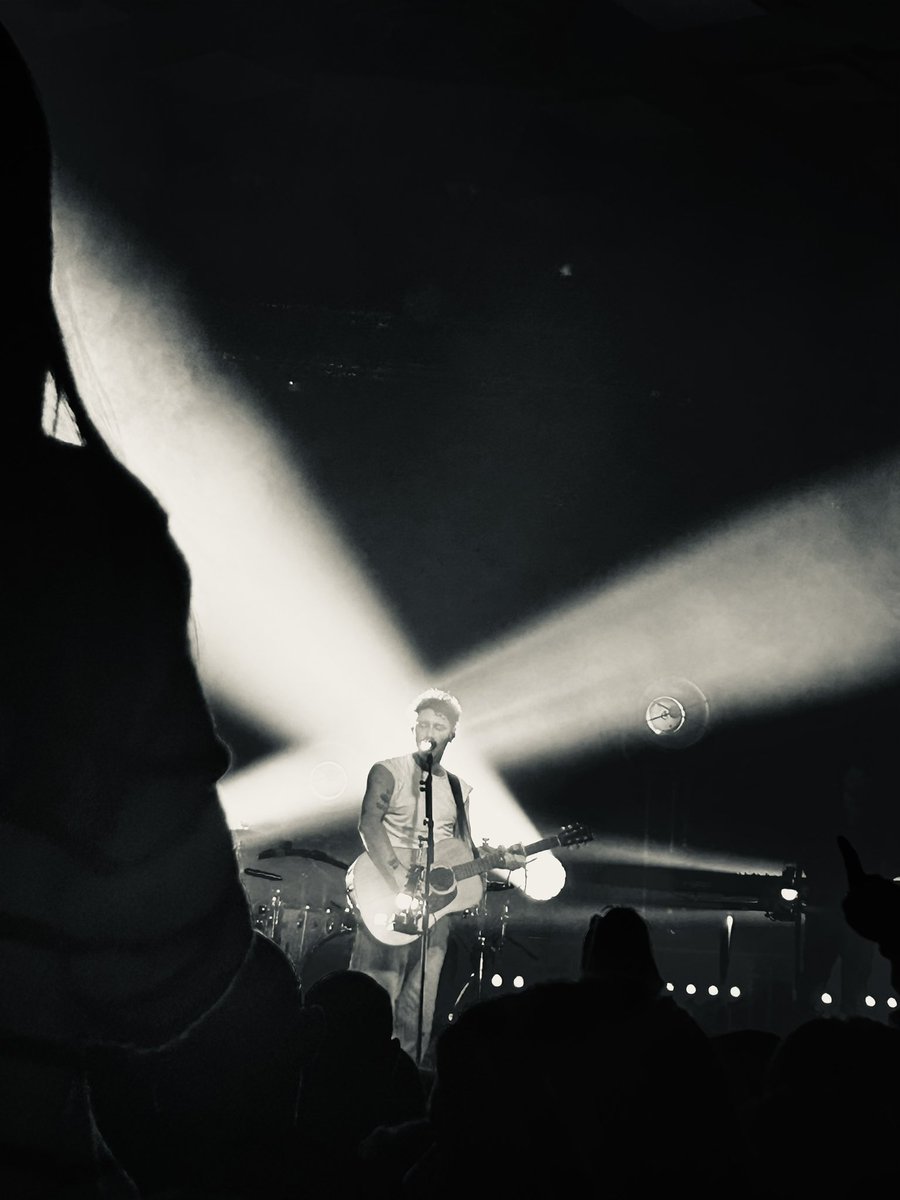 Amazing gig at the barrowlands this afternoon <a href="/callumbeattieuk/">Callum Beattie</a>