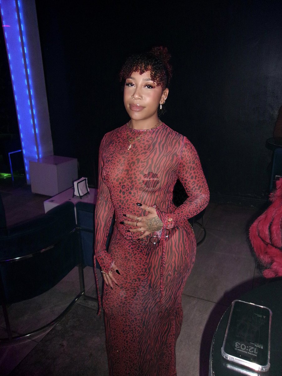 zaaygotcake's tweet photo. Are you here for the cake? #sagszn 12/20 ❤️‍🔥 https://t.co/HngI6jbWgB