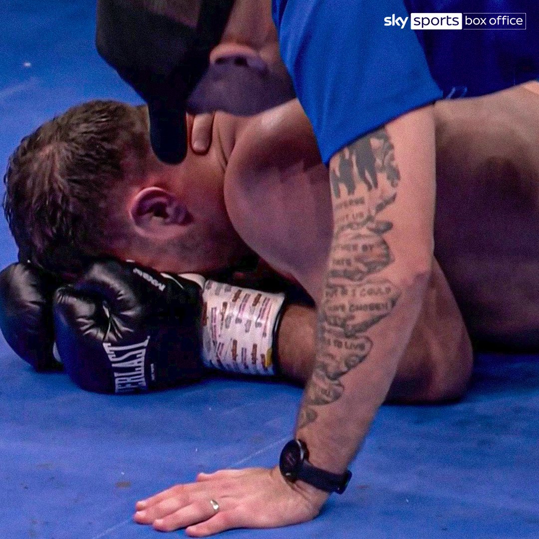 SkySportsBoxing's tweet image. PURE emotion from Allen at the final bell 🫡

#UsykFury2 x #RiyadhSeason📷  | Tonight | Live on Sky Sports Box Office