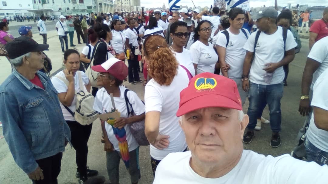 DeMaddyel's tweet photo. Marchamos por #Cuba por la #Revolución y el #Socialismo #UnidosPorCuba #TumbaElBloqueoGenocida  @EnergiaMinasCub @ONRM6 https://t.co/NgTU8LfKM7