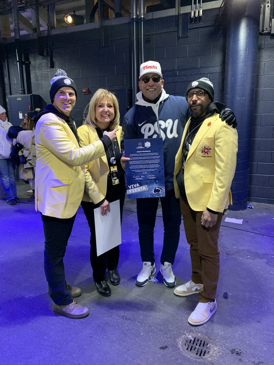 Fiesta_Bowl's tweet photo. Official invitation to the Vrbo Fiesta Bowl extended. Congratulations, @coachjfranklin! https://t.co/DQXLcRoJZb