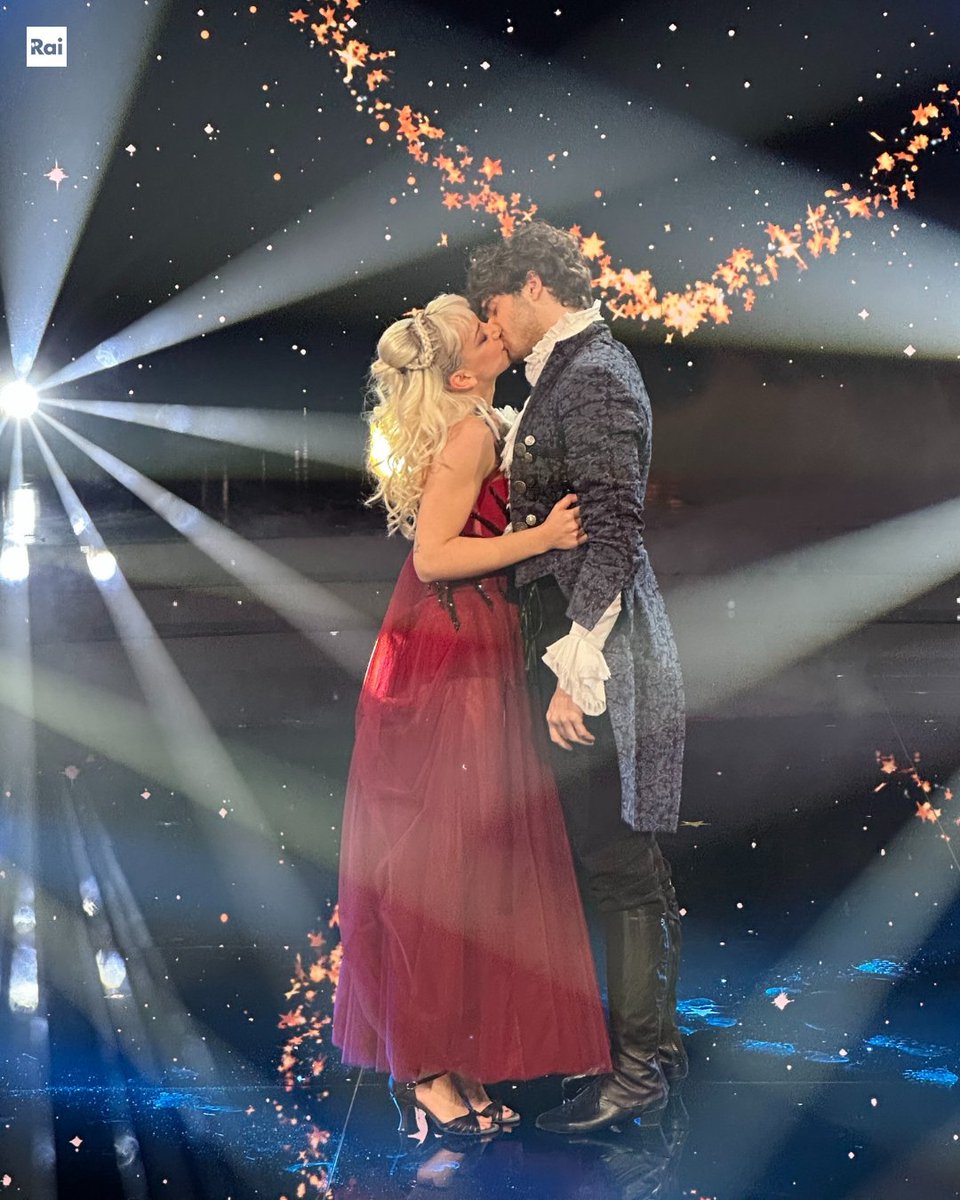 Ballando_Rai's tweet photo. Un valzer di grazia e armonia che ci ha fatto volare, #AnnaLouCastoldi e #NikitaPerotti 🤩💕
#BallandoConLeStelle ✨ https://t.co/T1UqepyKUD