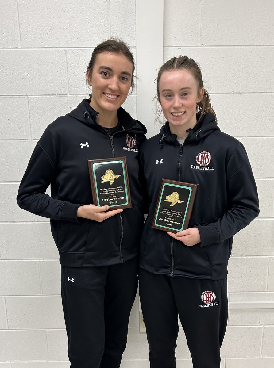 Congratulations to Lucy Hynes and Alaina Peetz on earning All-Tournament team at the Oak Lawn Holiday Tournament