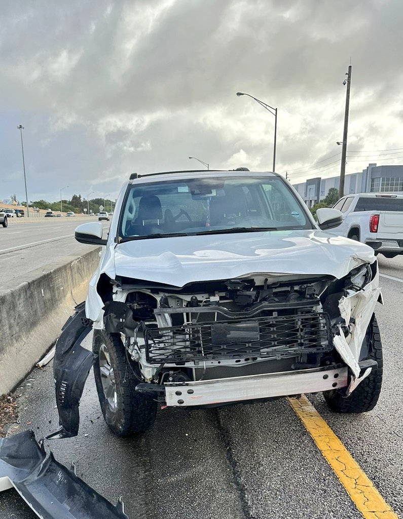 Fezz (Mid Curve King) tweet media