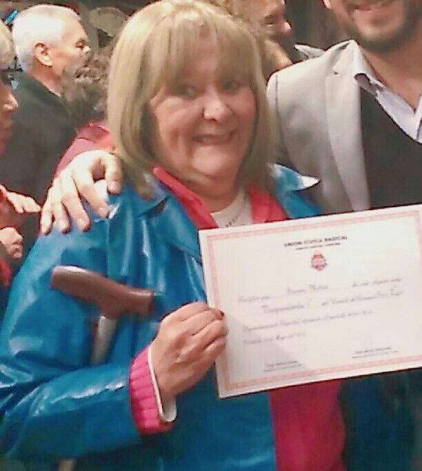 Hoy despedimos con profundo pesar a Susana Mettan, gran dirigente d nuestro partido, quien dedicó su vida a la militancia en la Seccional 13 y luego en la Seccional Segunda. Susy ocupó distintos cargos partidarios, siempre con fuerza  y un compromiso inclaudicable. QEPD Susy🙏