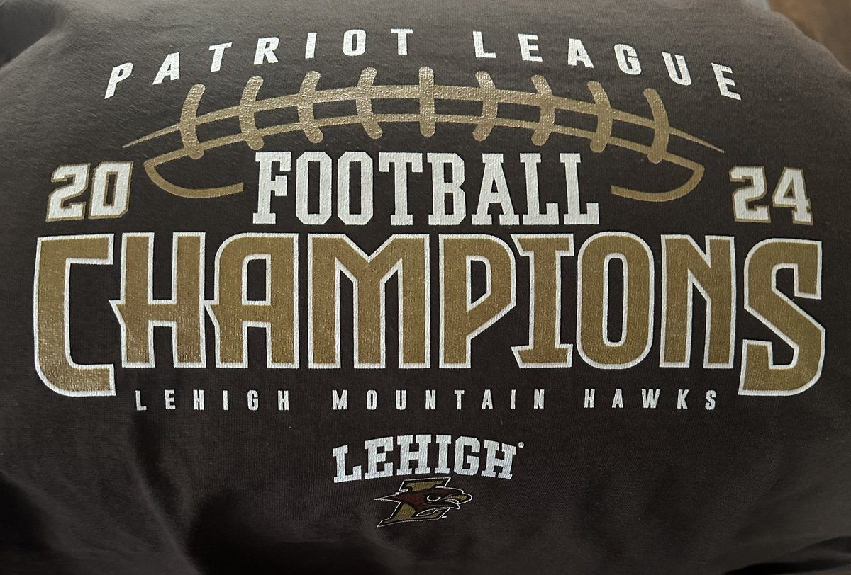 Shirts arrived today <a href="/HaydenJohnson09/">Hayden_johnson09</a>! Repping you and Lehigh down here in San Antonio. Great season! <a href="/txfootballwife/">Tracy</a>