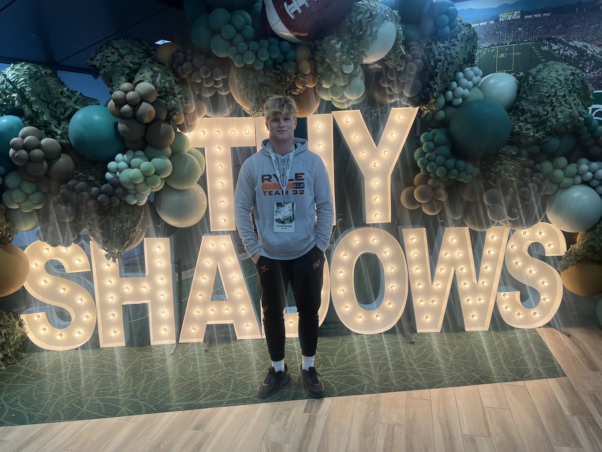 jacobsavage2125's tweet photo. After an awesome phone call with @JoeS_Rossi I’m blessed to receive another P4 offer from Michigan State!! Go Spartans!
@Ryle_Football @Coach_Gordon20 @Coach_Bindel @ryanobleness https://t.co/vQCQVmV9wT