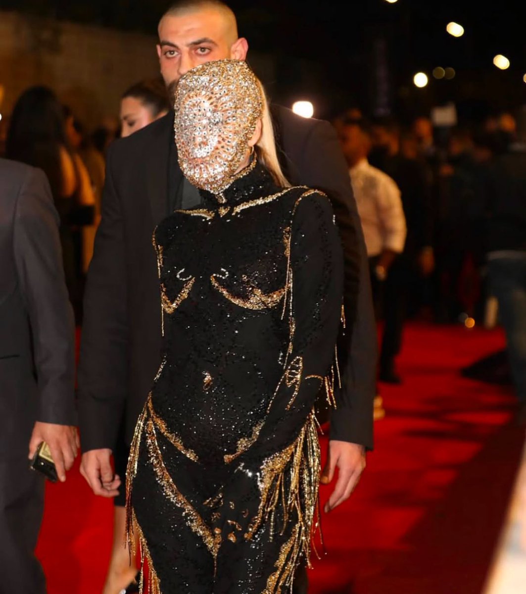 EnzoMokdad's tweet photo. هي أو مش هي؟
#MurexDor
#MurexDor2024
#باميلا_الكيك https://t.co/jHoKAXoy9f