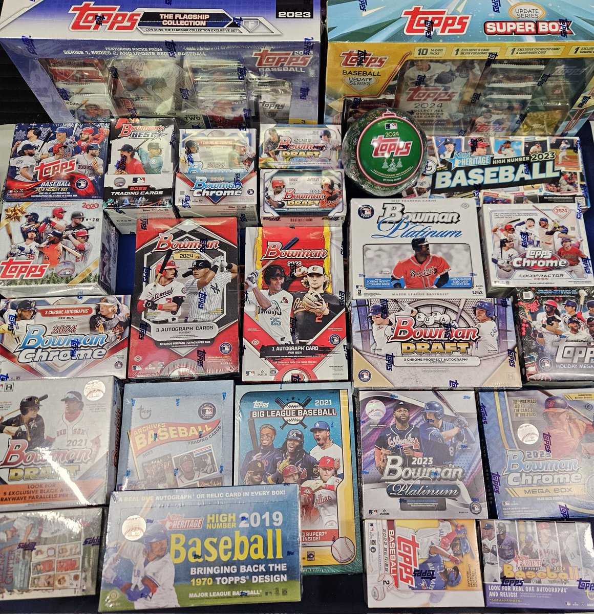 CobiesCards's tweet image. Charity Baseball AUCTION Break - over 20 boxes! $4200+ in product! Please RT!
Every penny goes directly to St Jude Childrens Research Hospital
blowoutforums.com/showthread.php…
Current teams:
Angels - $225
Astros - $100
Athletics - $80
Blue Jays - $80
Braves - $115
Brewers - $175
Cardinals…