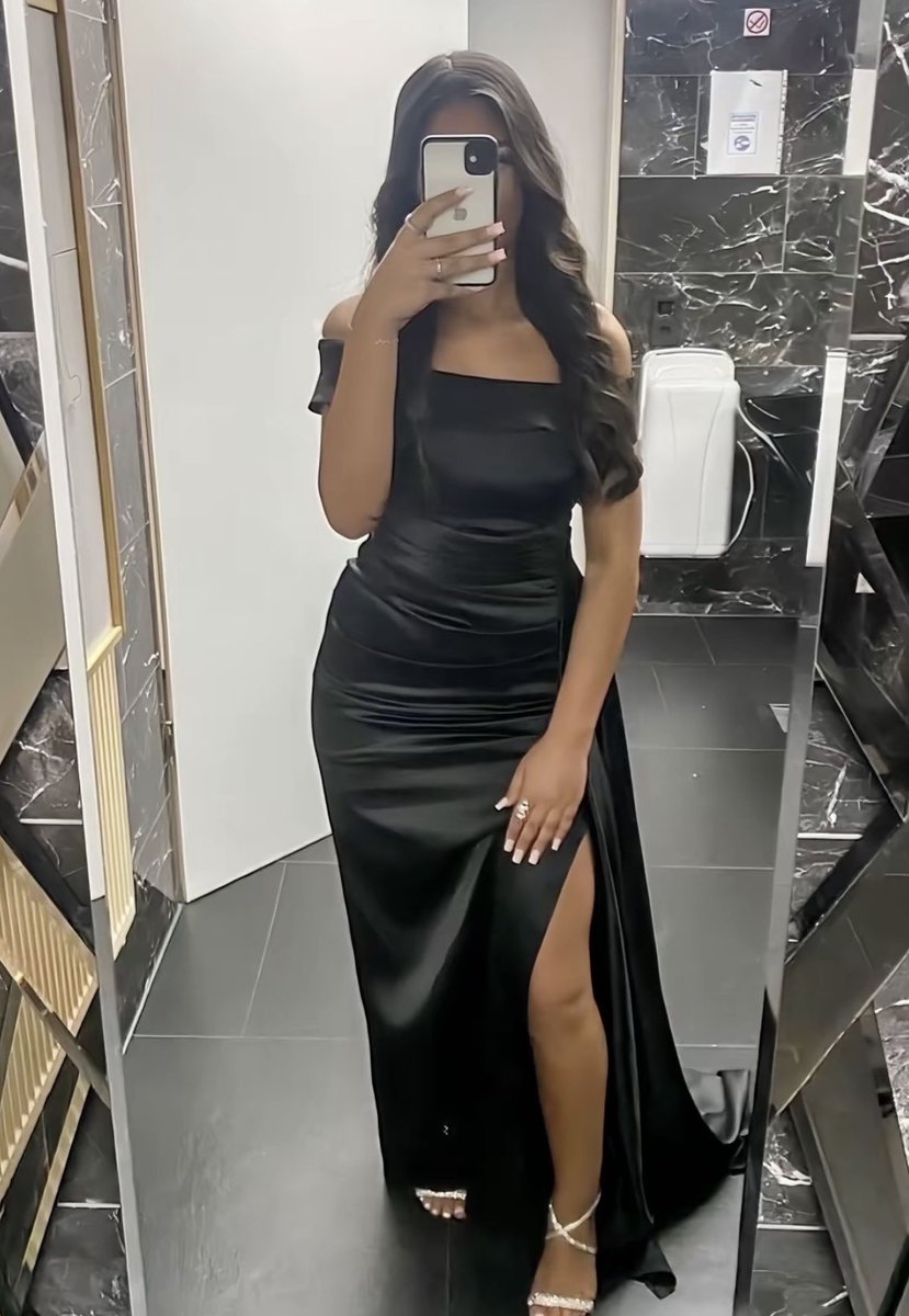 LeynaMns tweet media