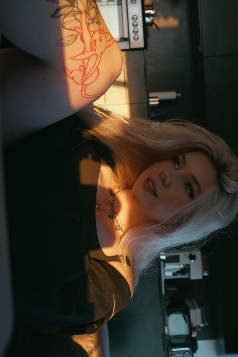 Subathon Day 2 over on twitch🤍 spend the day with mee