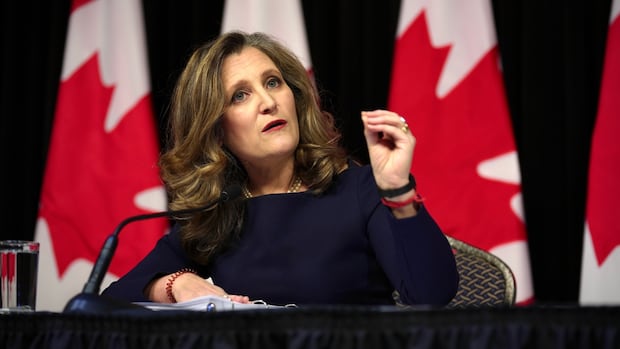 Chrystia Freeland pegged by some Liberal MPs as Justin Trudeau's successor if he resigns, <a href="/RacyRafique/">Racy Rafique</a> reports. cbc.ca/news/politics/…

Find out more at Nationalnewswatch.com
