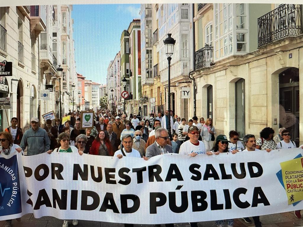 Marciano Sánchez Bayle ha sido un referente imprescindible de honestidad, ética, humanidad y compromiso por la #SanidadPública.

Que la tierra te sea leve, amigo.
Mantenemos tus enseñanzas y seguimos en el camino.💚😞