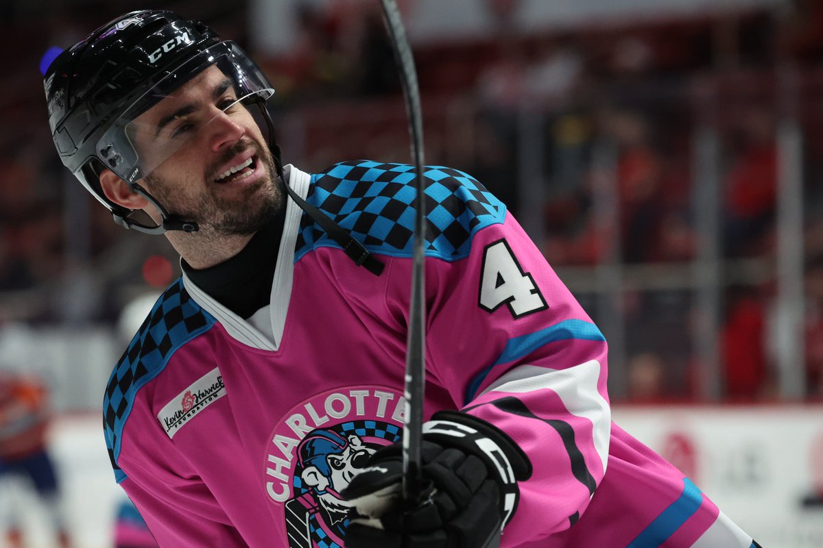 DRIP CHECK🥶Look at our pink jerseys!🔥