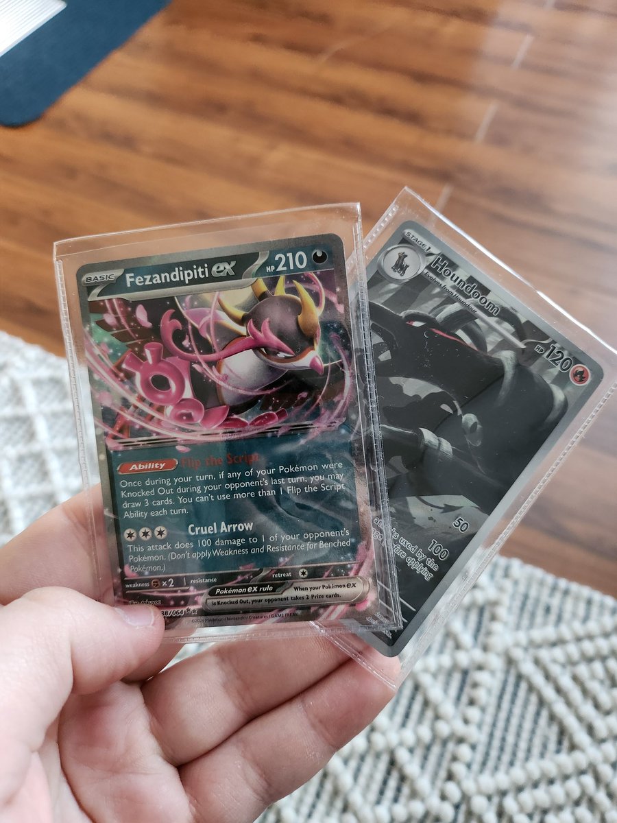 PerryNOTplaty's tweet image. Welp I bought a single pack on a whim today and now I understand why people get addicted to this stupid game #PokemonTCG