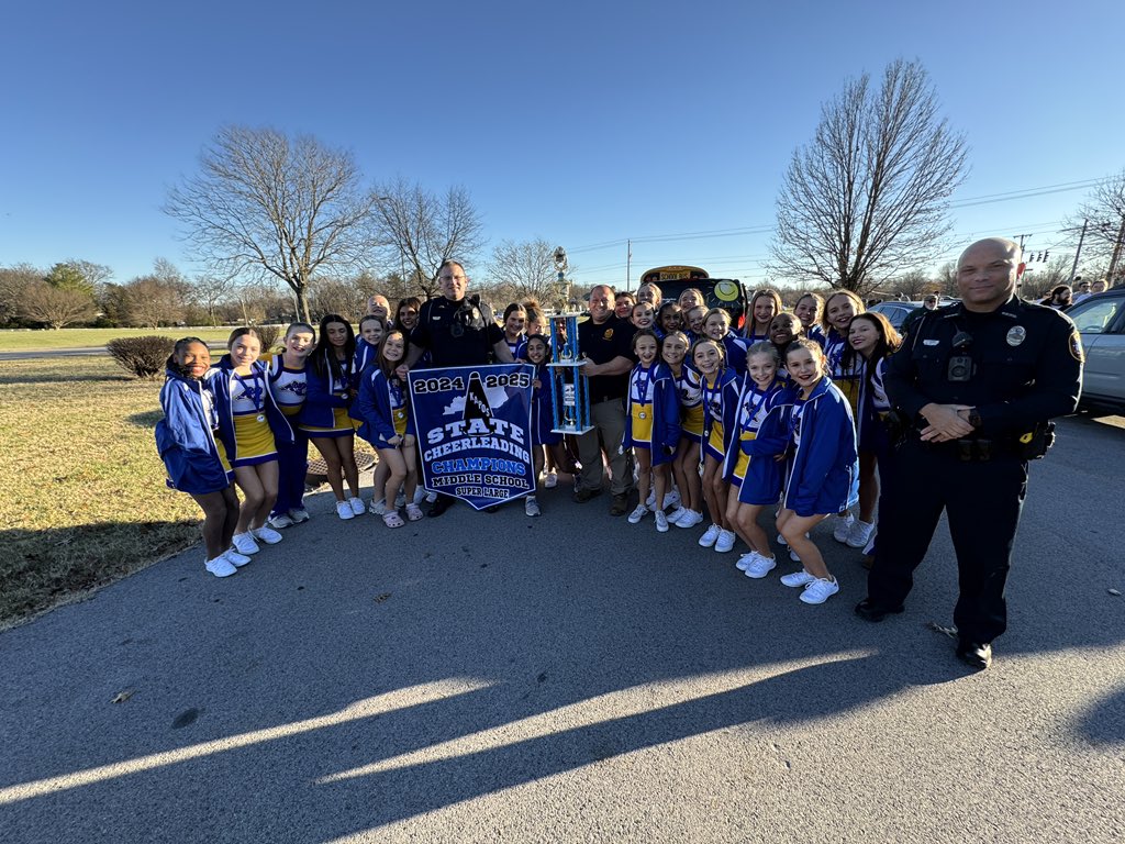 BGKYPolice's tweet image. Congratulations to the @BGJH_Cheer on winning their THIRD STRAIGHT state championship! 
We were happy to help them get home and we thank everyone that joined in on celebrating them. We are enjoying this new December tradition! 
#gopurples #cheer #kapos