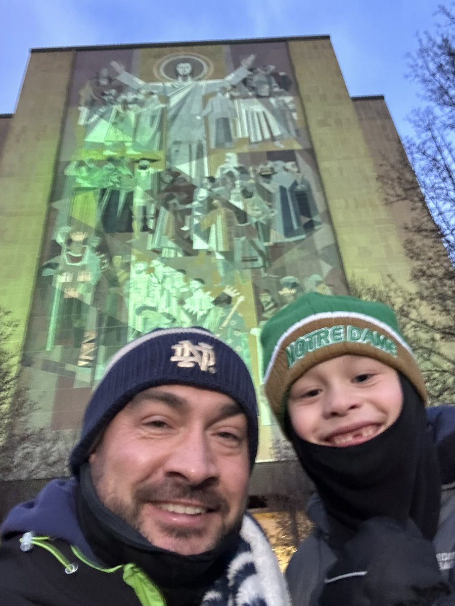 Eichhorn17's tweet photo. 844 miles driven
Memories made with my boy! ❤️ ☘️
A day I and I hope he will cherish forever
Irish by a Million
#GoIrish #BucketIsFull https://t.co/lLvIO0rHKE
