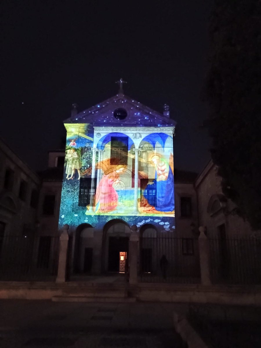 mrodrivelasco's tweet photo. Preciosa iniciativa en Madrid: memoria de la Navidad con la proyección de obras del Museo del Prado sobre las fachadas de importantes iglesias de la ciudad (Monasterio de la Encarnación, Catedral Castrense, Monasterio del Corpus Christi y San Andrés).
#ContemplArte https://t.co/YSTbvC7HQU