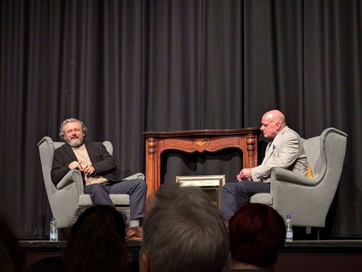 Absolutely despairing at the wholesale dismantling of the arts from the state school curriculum after a wonderful talk by <a href="/michaelsheen/">michael sheen 💙</a> tonight on the chances he had when young. Trying to work out a way forward. This can't go on. #stateed #fundingforthearts #northernarts