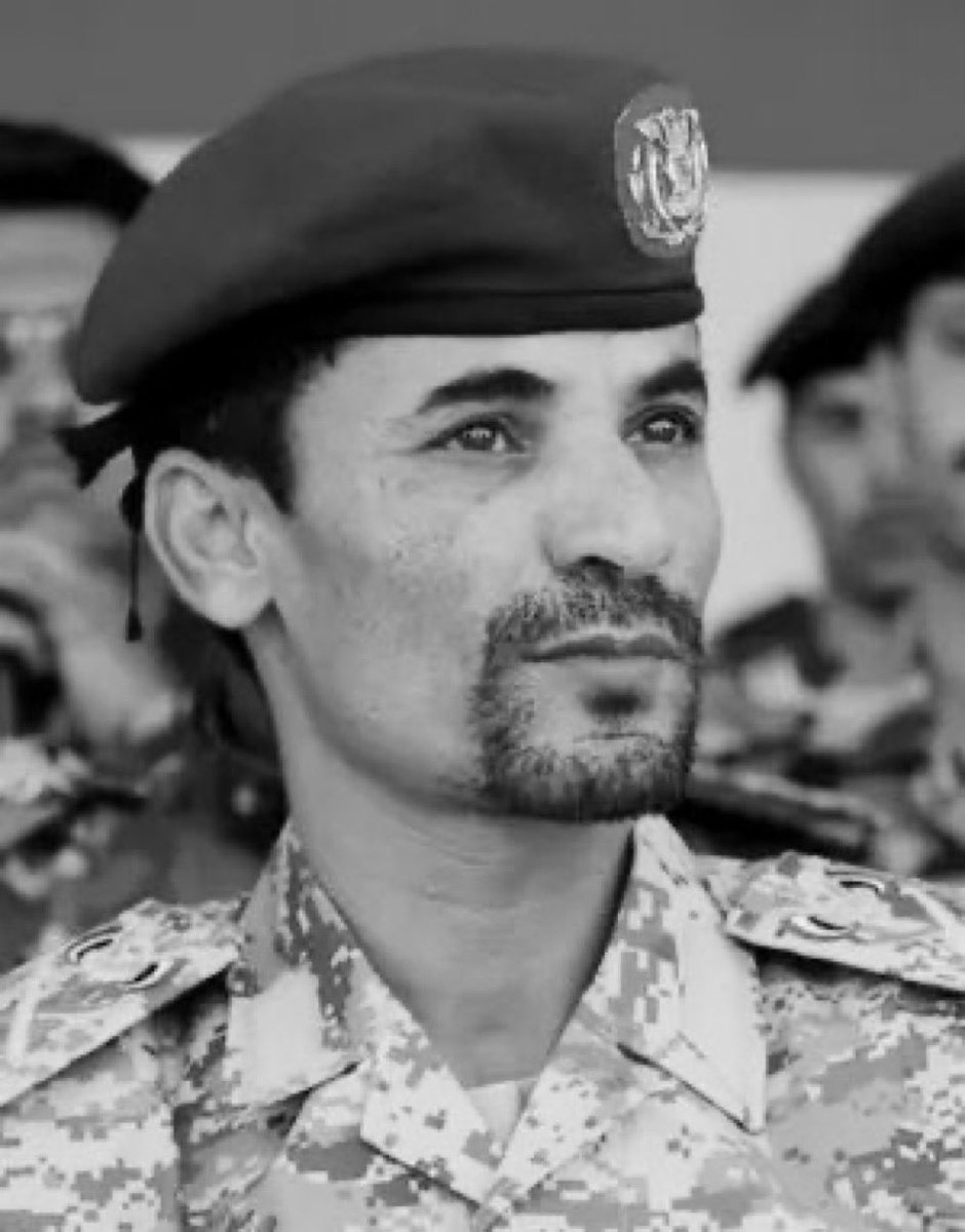 #الحاكم_انحكم_اعدام|
غارة امريكية على #صنعاء نفذت حكم الاعدام على ابو علي الحاكم الذي قتل ونهب ونكل باليمنيين الاحرار وهو الان ياكل تفاح  🍏 بالعافية !!!.